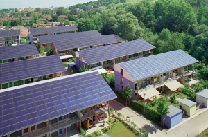 solar-roofed-house-buildings